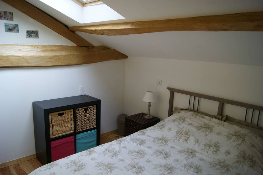 Photo of Bedroom in Bournand