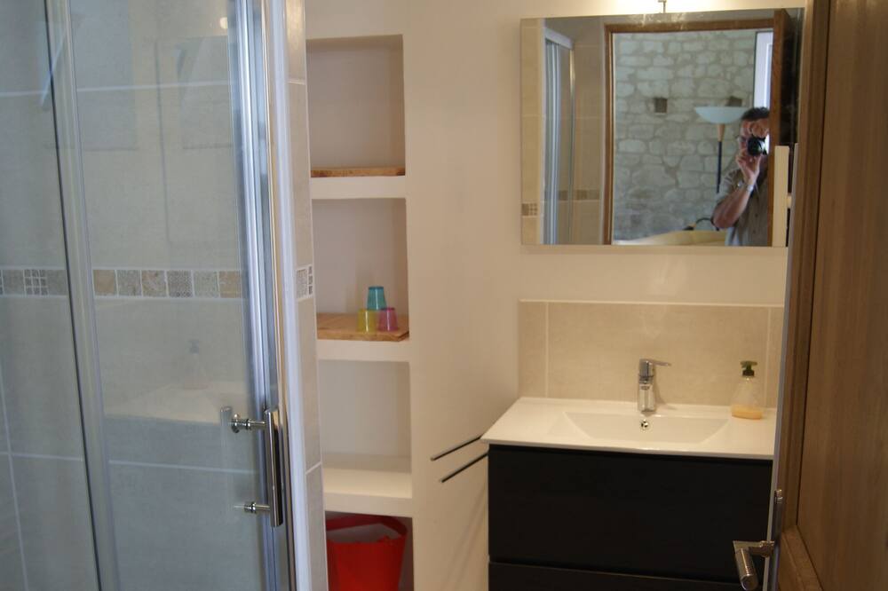 Photo of Bathroom in Bournand