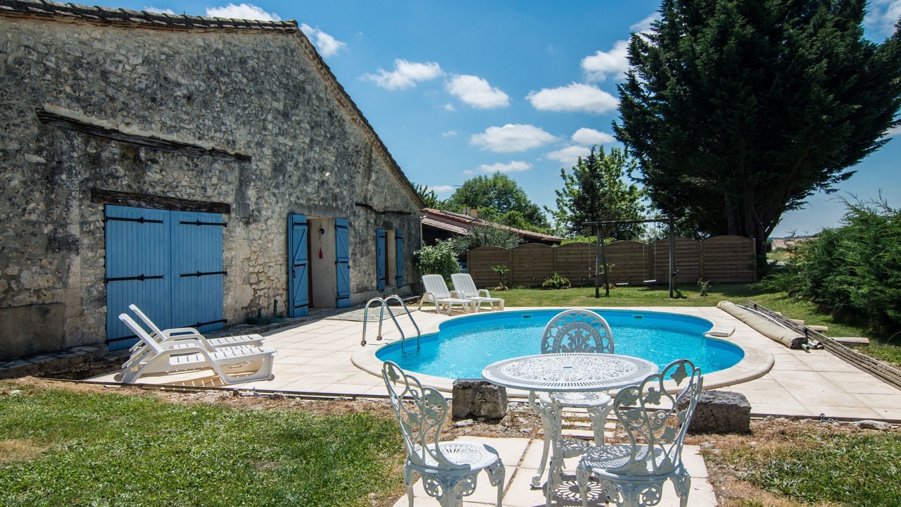 Photo of Outdoor in Saint-Aubin-de-Cadelech