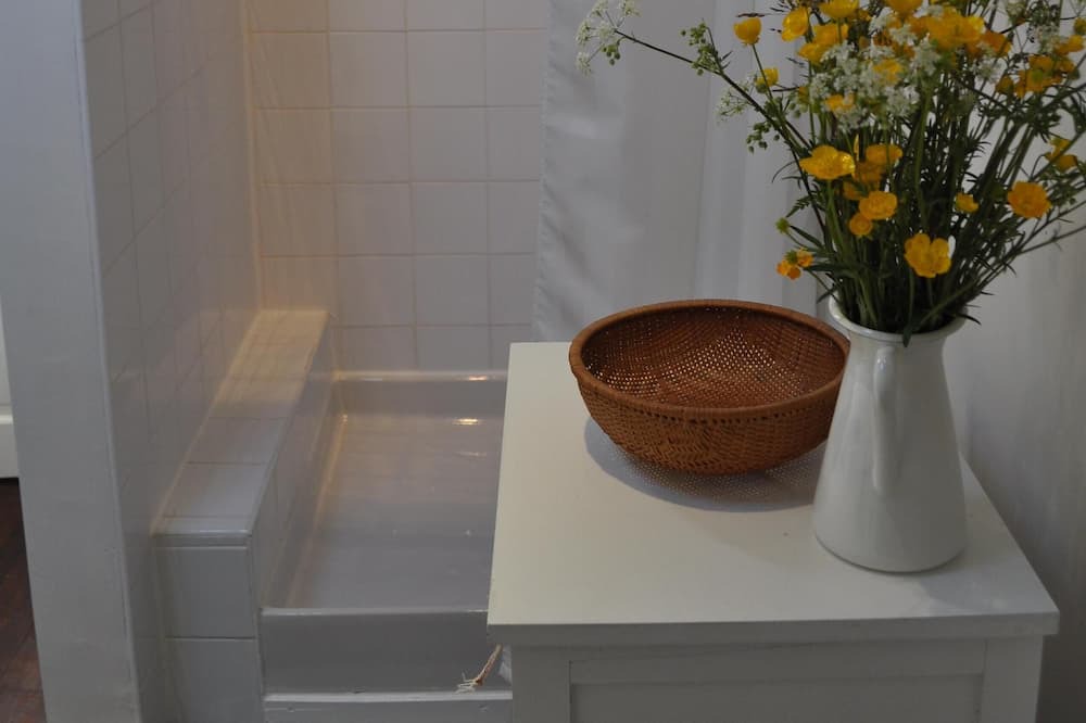 Photo of Bathroom in Mauzac-et-Grand-Castang