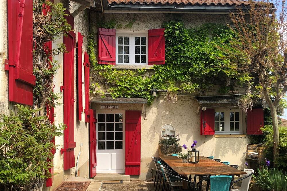 Photo of Outdoor in Mauzac-et-Grand-Castang