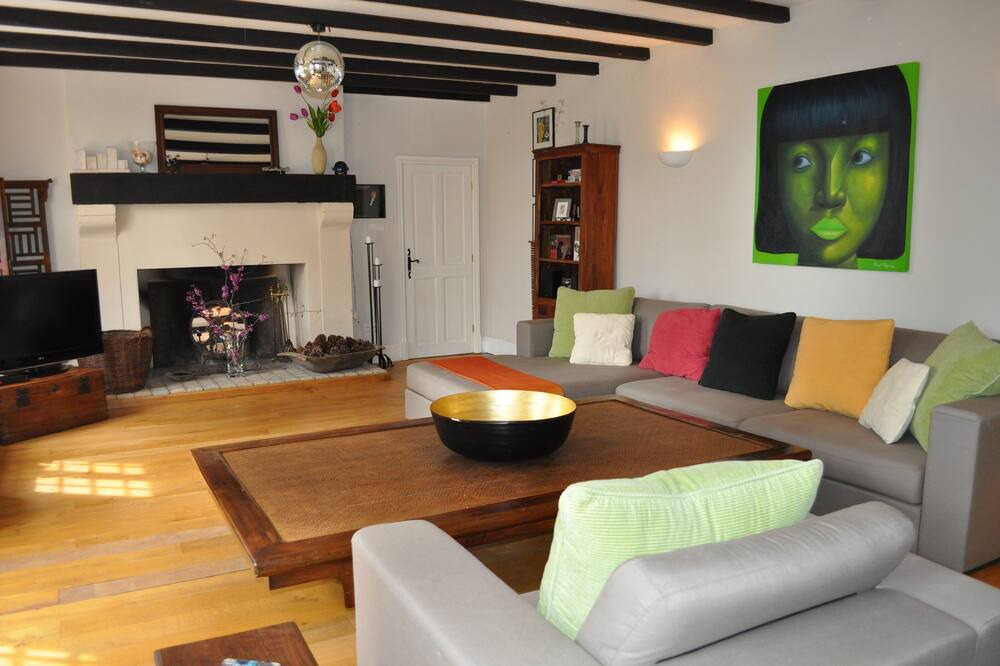 Photo of Livingroom in Mauzac-et-Grand-Castang