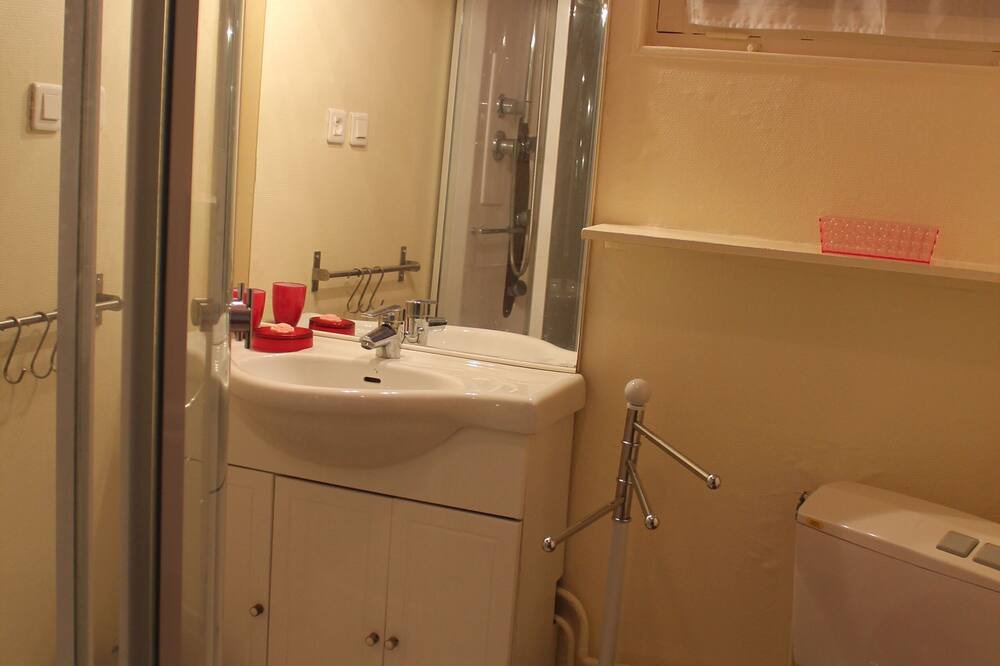 Photo of Bathroom in Labenne
