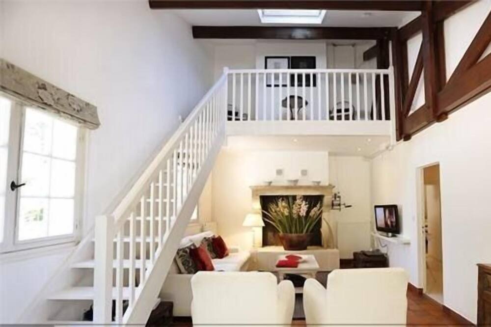 Photo of Bedroom in Sauveterre-De-Guyenne