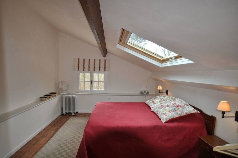 Photo of Bedroom in Sauveterre-De-Guyenne
