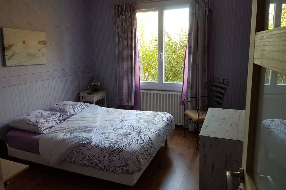 Photo of Bedroom in Latresne