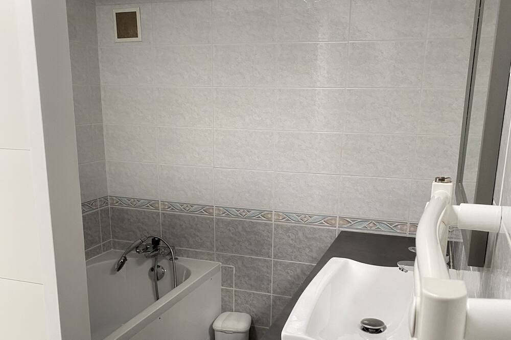 Photo of Bathroom in Saint-Clement-des-Baleines