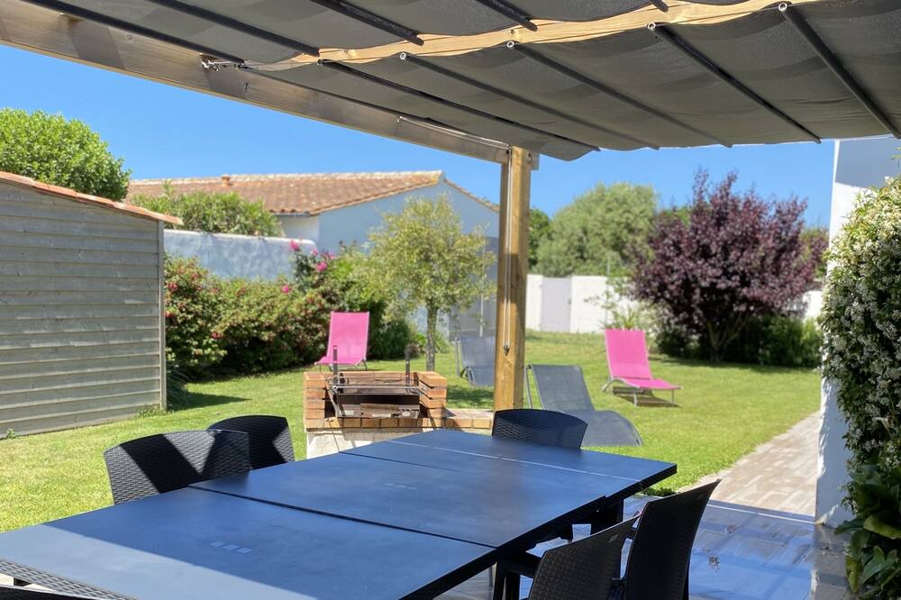 Photo of Patio Balcony in Saint-Clement-des-Baleines