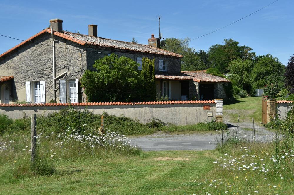 Photo of Outdoor in Chiche
