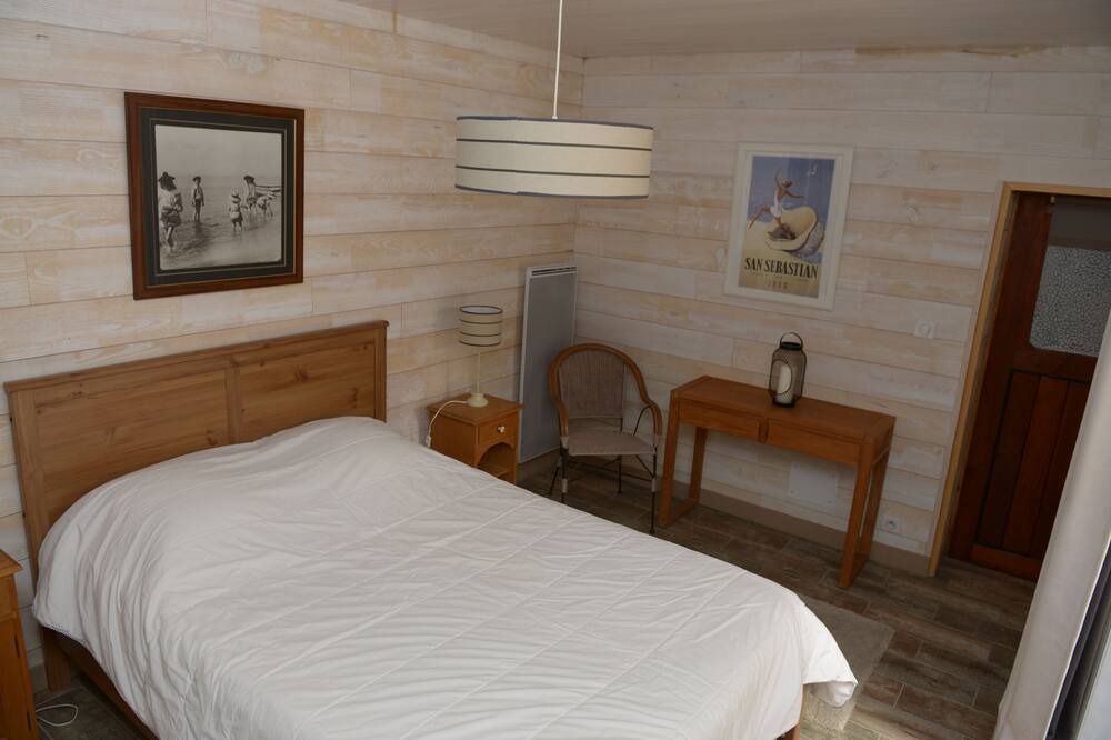 Photo of Bedroom in Contis-les-Bains
