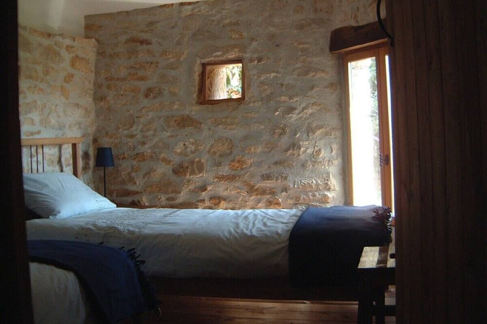 Photo of Bedroom in Chasseneuil-sur-Bonnieure