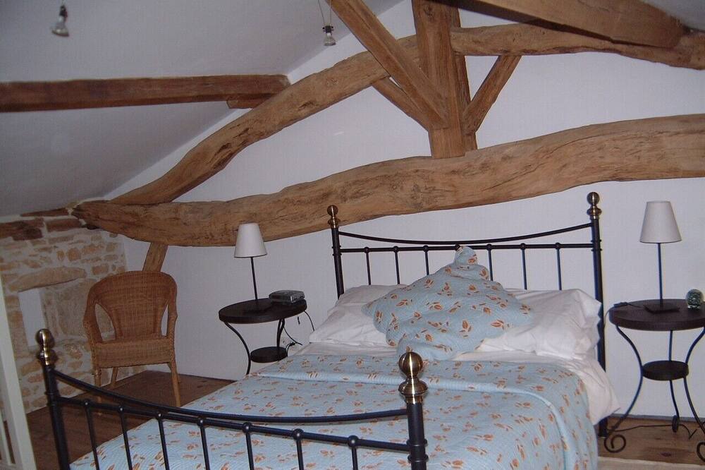 Photo of Bedroom in Chasseneuil-sur-Bonnieure