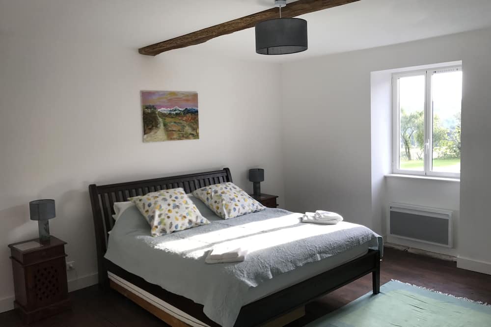 Photo of Bedroom in Sauvelade