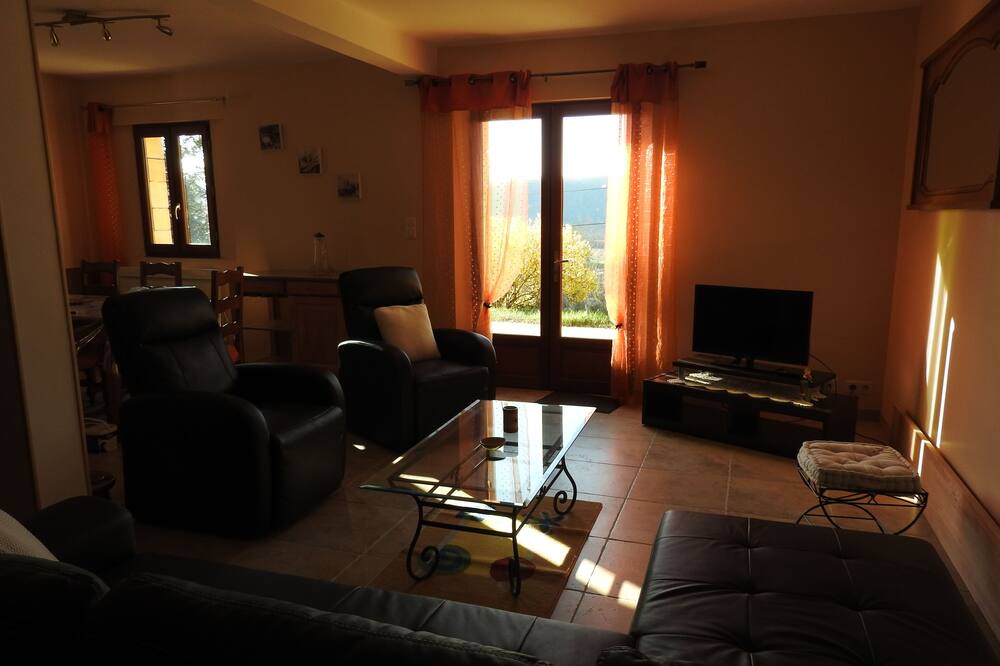 Photo of Livingroom in Tursac