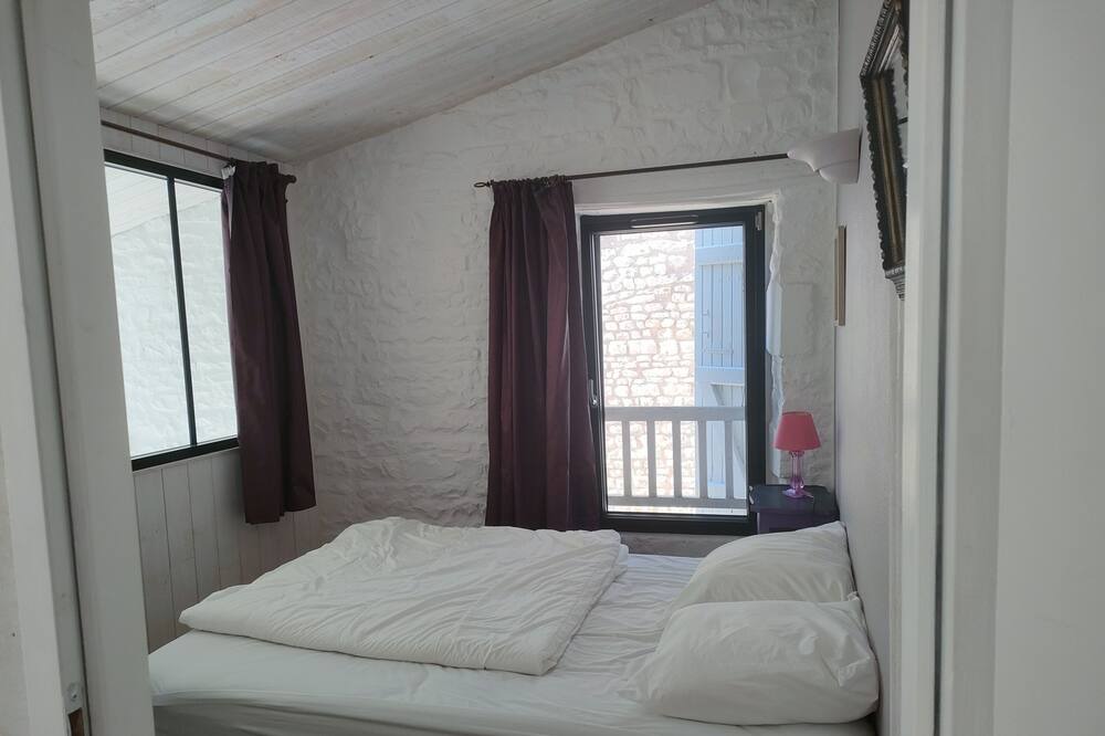 Photo of Bedroom in Le Bois-Plage-en-Re