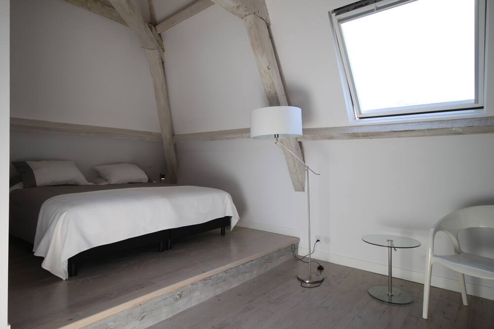 Photo of Bedroom in Laprade