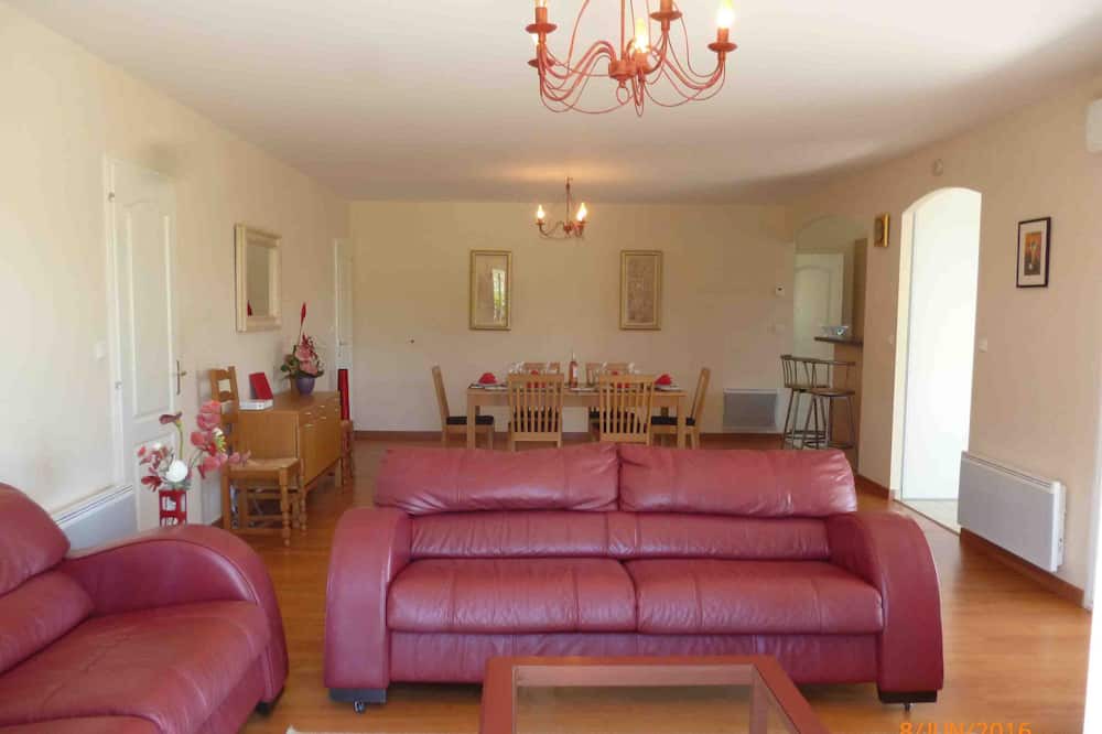 Photo of Others in Mortagne-sur-Gironde