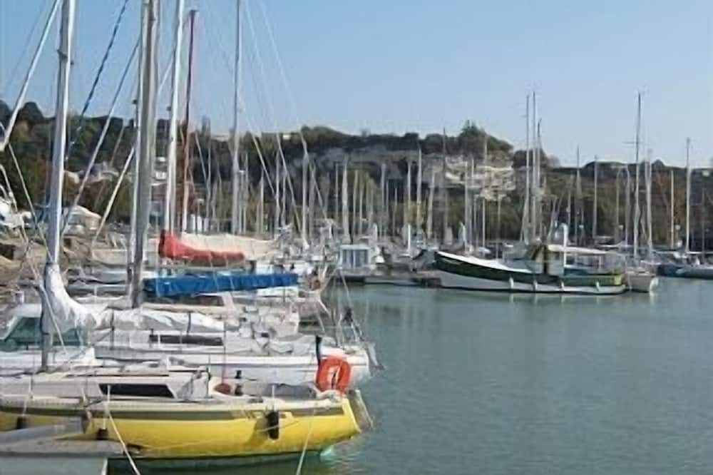 Photo of Others in Mortagne-sur-Gironde