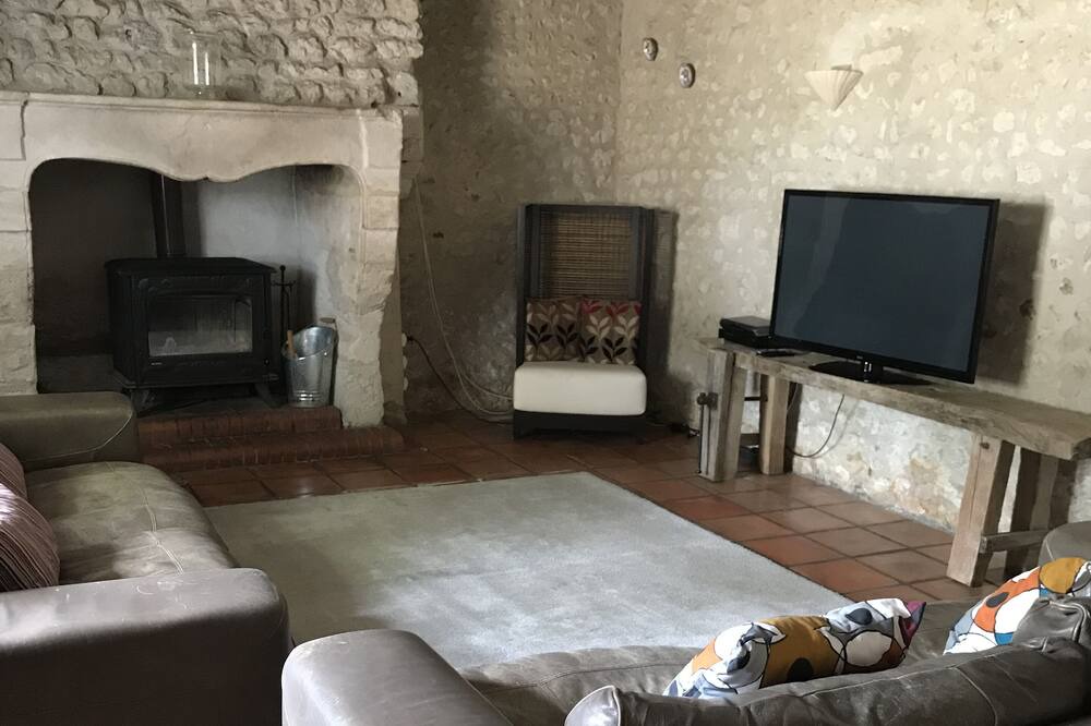 Photo of Livingroom in Nabinaud