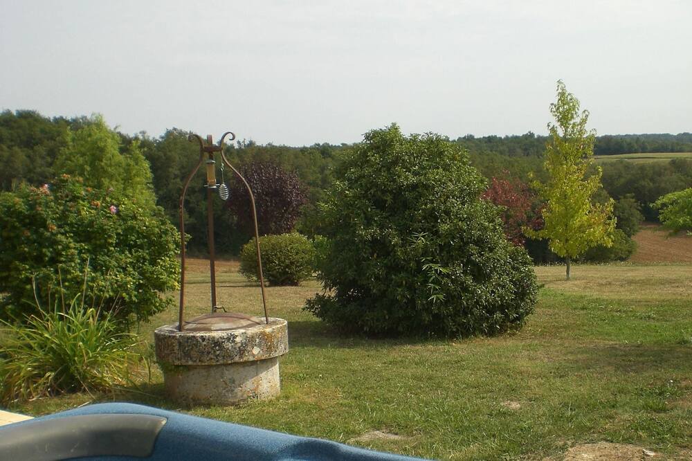 Photo of Others in Varaignes