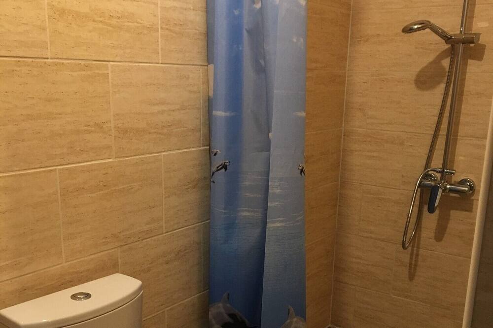 Photo of Bathroom in Lamothe-Montravel