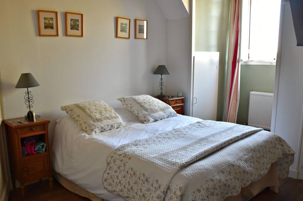 Photo of Bedroom in Capdrot