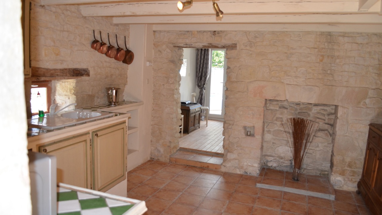 Photo of Kitchen in Villeneuve-la-Comtesse
