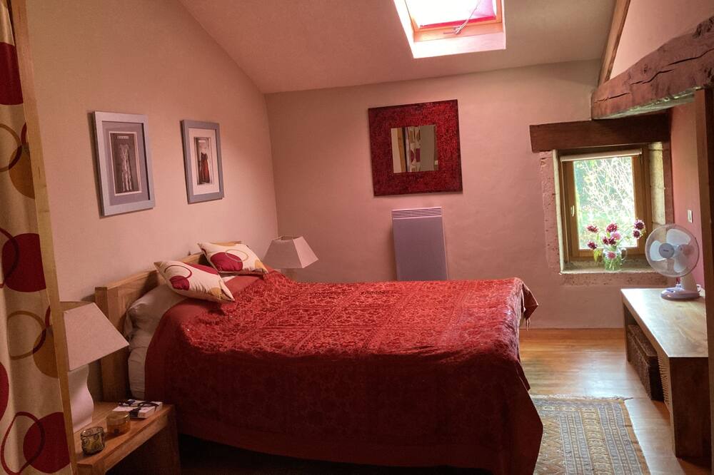 Photo of Bedroom in Le Lindois
