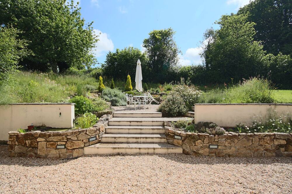 Photo of Outdoor in Le Lindois