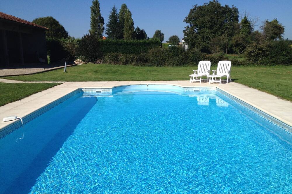 Photo of Outdoor in Les Adjots
