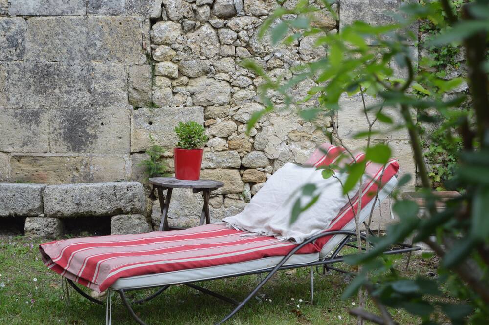Photo of Others in Naujan-et-Postiac