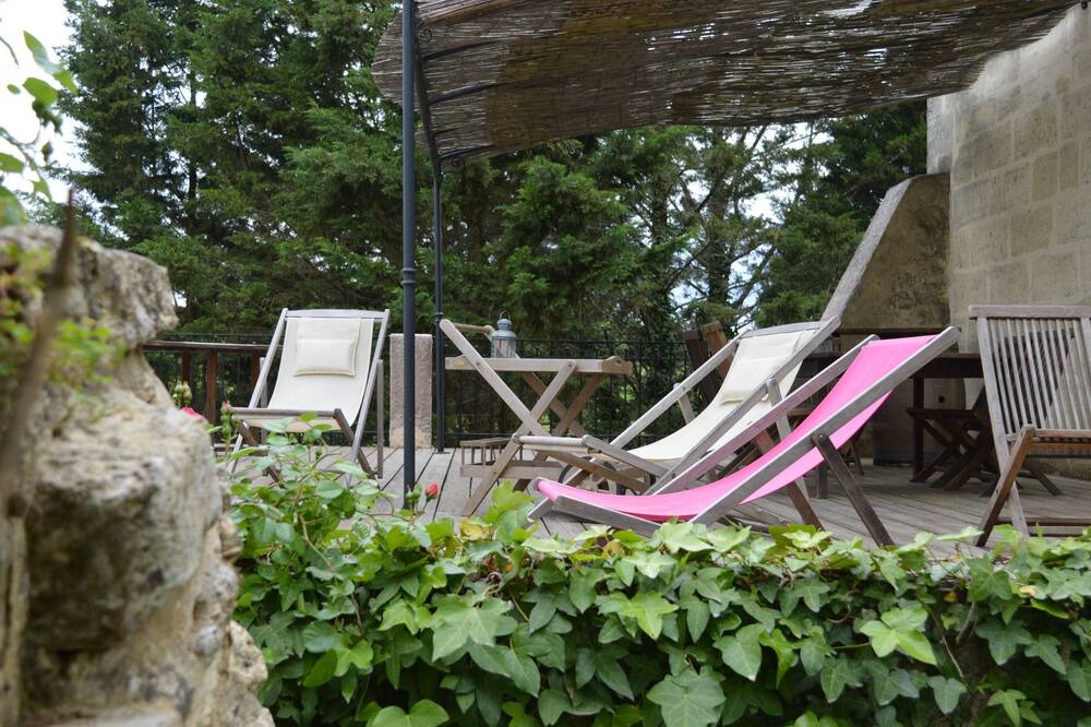 Photo of Patio Balcony in Naujan-et-Postiac