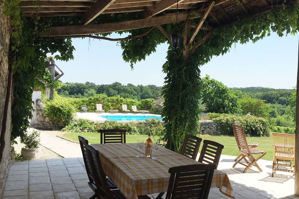 Photo of Patio Balcony in Monbazillac