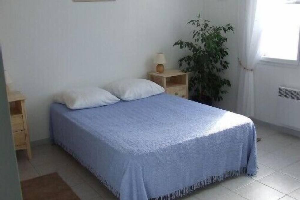Photo of Bedroom in Saint-Georges-d'Oleron