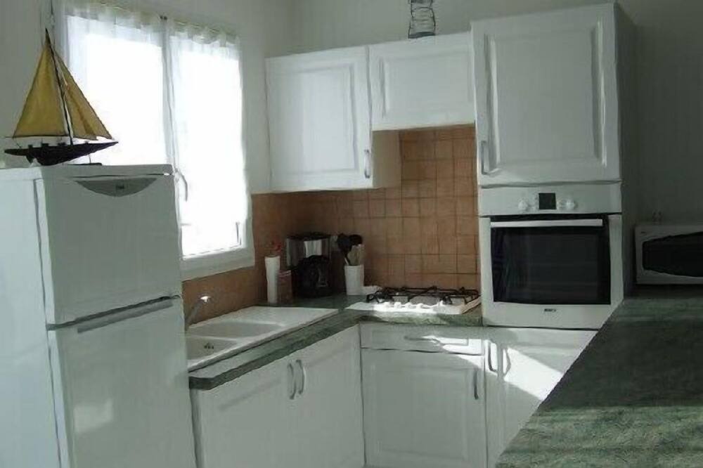 Photo of Kitchen in Saint-Georges-d'Oleron