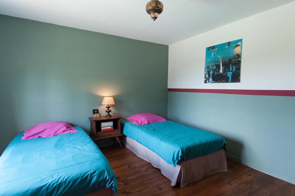 Photo of Bedroom in Saint-Front-sur-Nizonne
