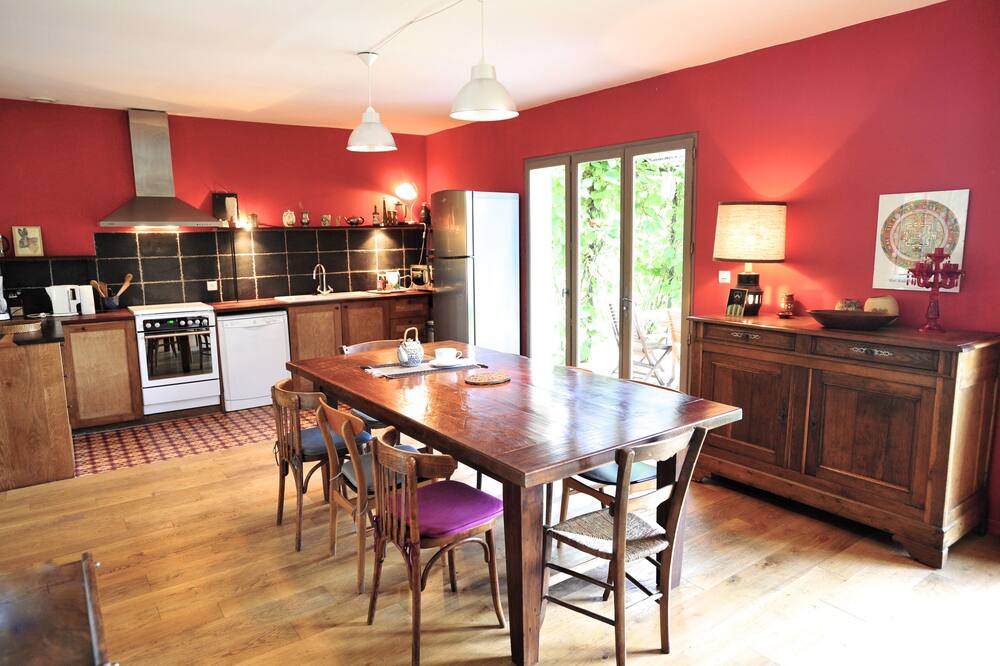 Photo of Kitchen in Saint-Front-sur-Nizonne