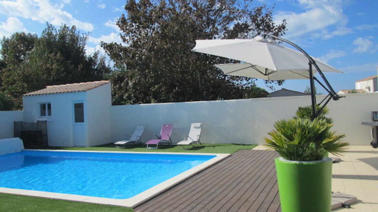 Photo of Outdoor in Cheray