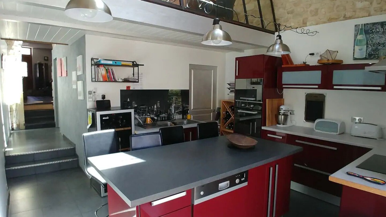 Photo of Kitchen in Voeuil-et-Giget