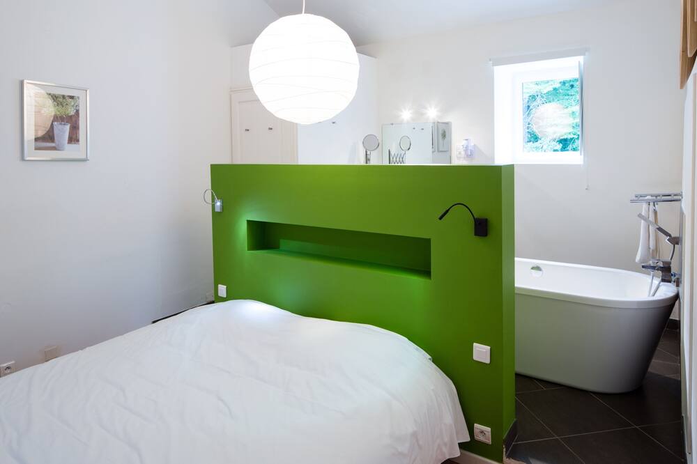 Photo of Bedroom in Lanquais