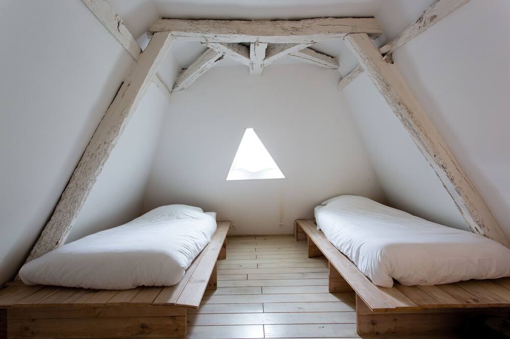 Photo of Bedroom in Lanquais
