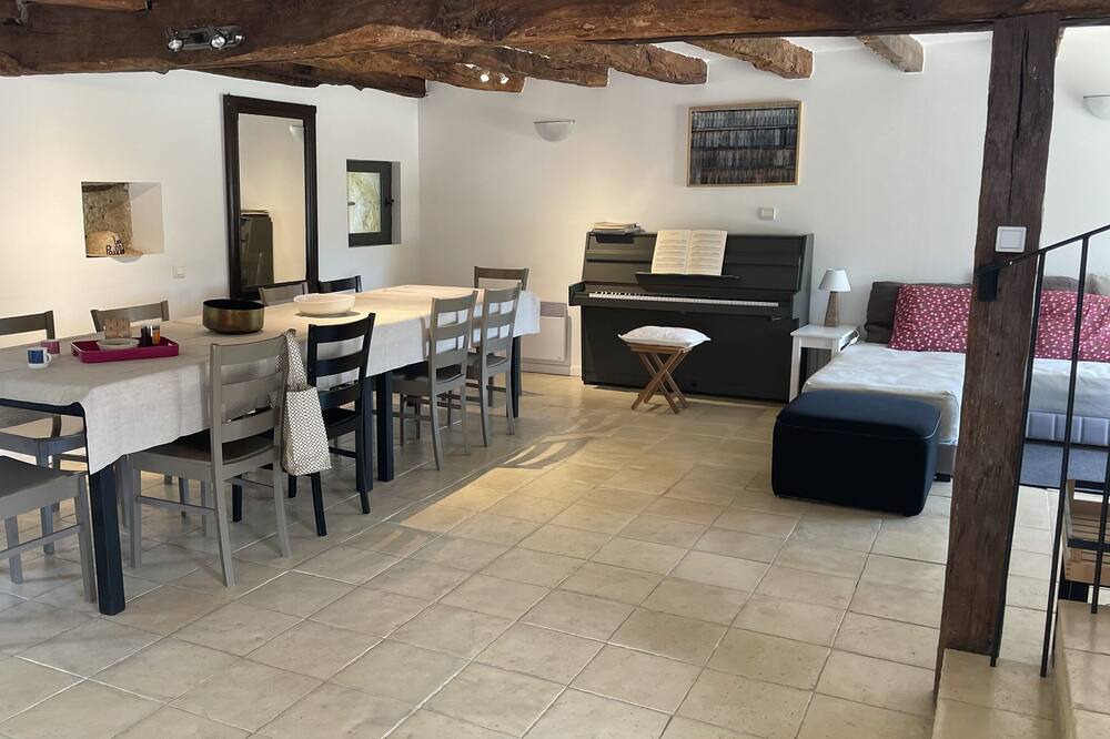 Photo of Livingroom in Lanquais