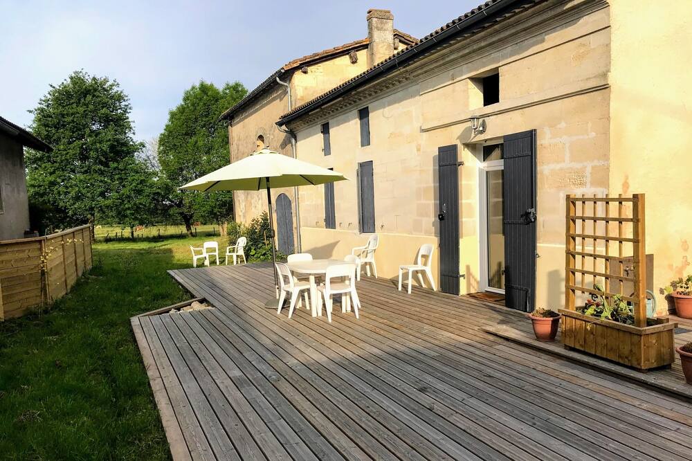 Photo of Patio Balcony in Laruscade