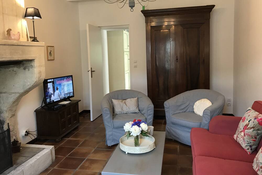 Photo of Livingroom in Laruscade