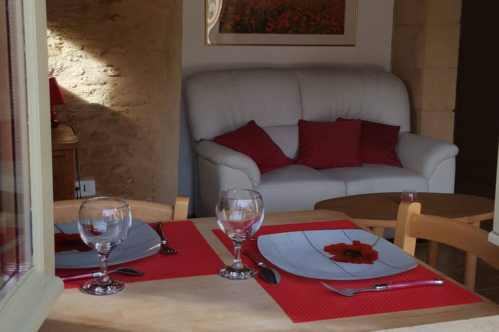 Photo of Livingroom in Saint-Genies