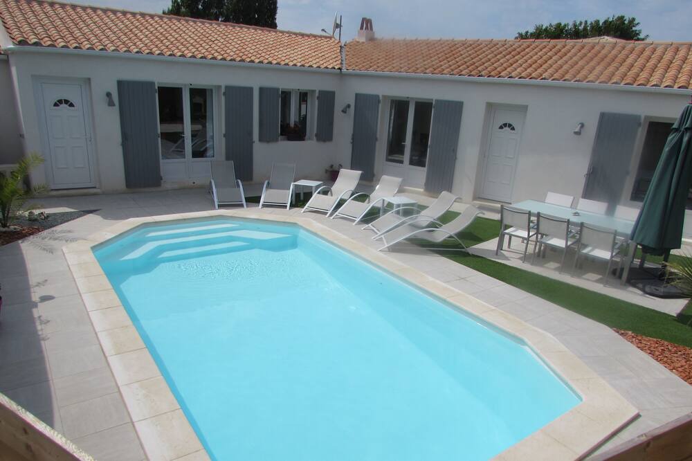 Photo of Outdoor in Cheray