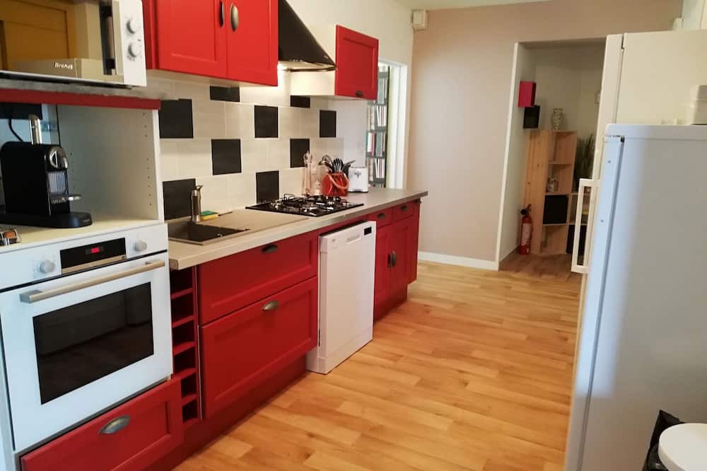 Photo of Kitchen in Saint-Loup-Lamaire