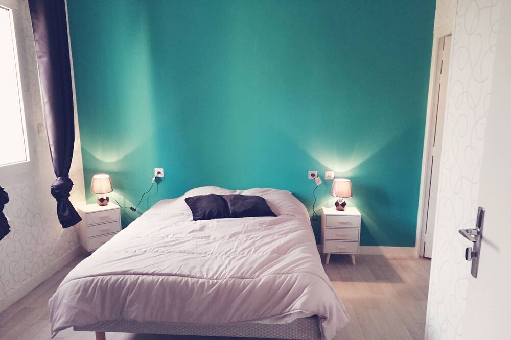 Photo of Bedroom in Saint-Loup-Lamaire