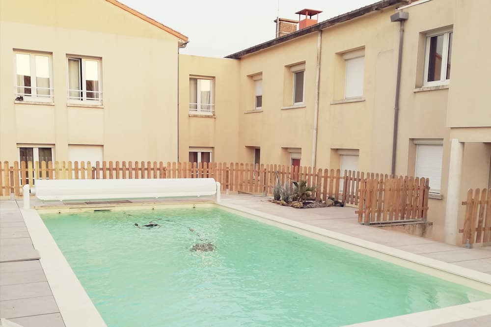 Photo of Outdoor in Saint-Loup-Lamaire