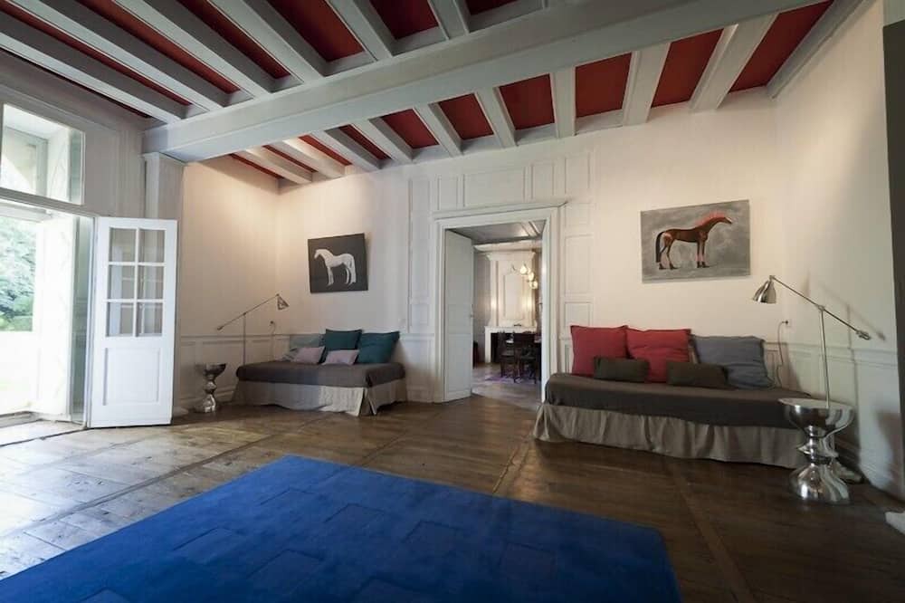 Photo of Livingroom in Sers